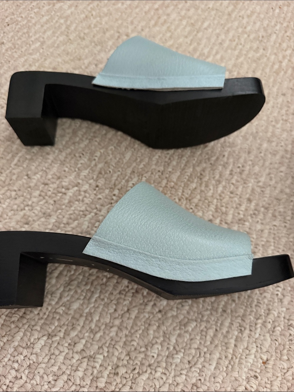 Gucci Light Blue Slides - Picture 5 of 5